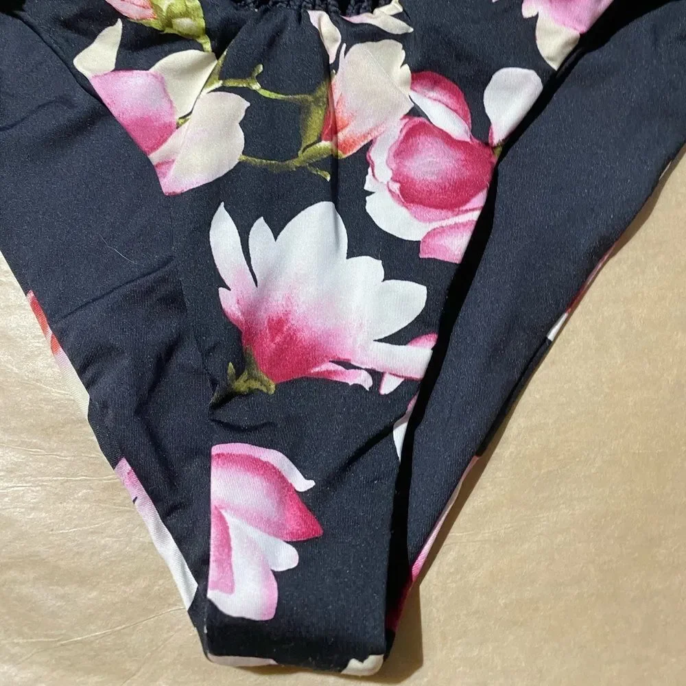 Frankie's Poppy One Piece Cheeky Black Lotus Bathing Suit‎ nwt
